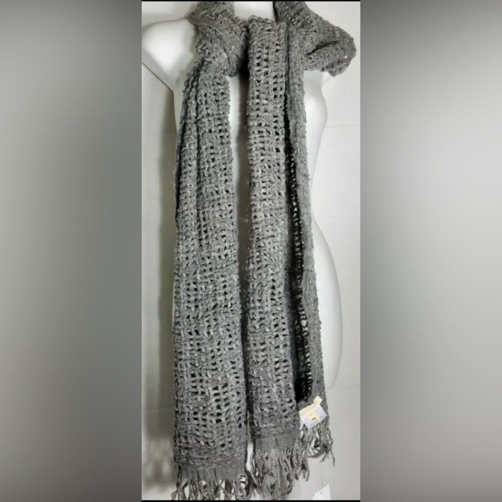 NEW + TAGS Eileen Fisher Italian Wool Scarf in Grey - Picture 3 of 6